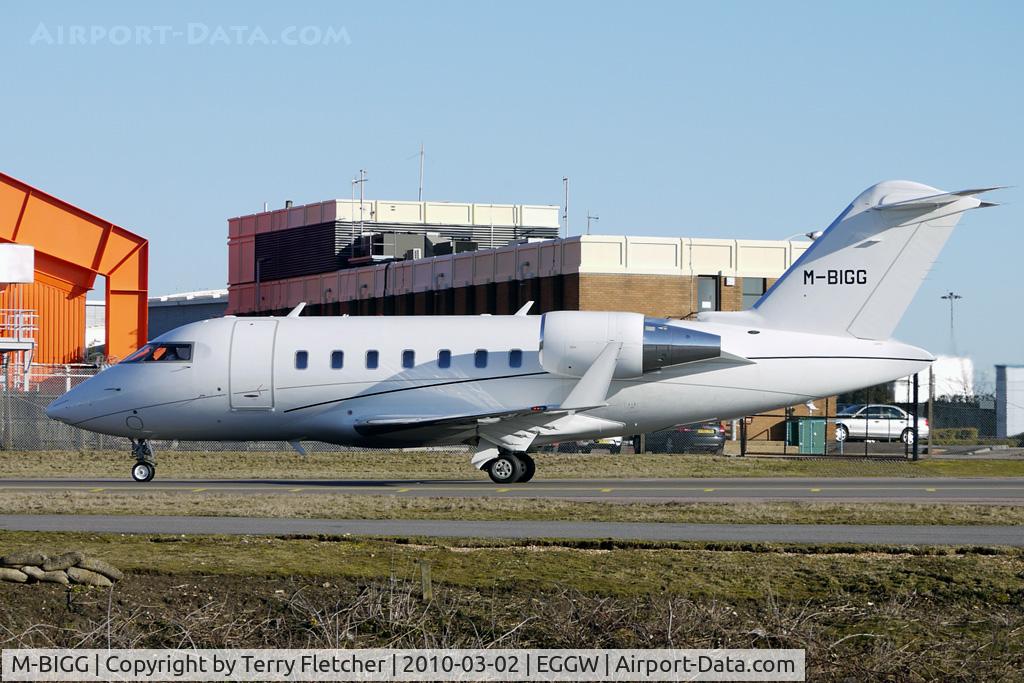 M-BIGG, 2007 Bombardier Challenger 605 (CL-600-2B16) C/N 5722, Challenger 605  at Luton - registered in Isle of Man