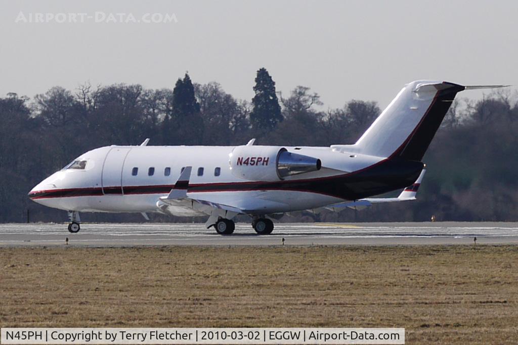 N45PH, 1983 Canadair Challenger 601 (CL-600-2A12) C/N 3004, Canadair Challenger at Luton