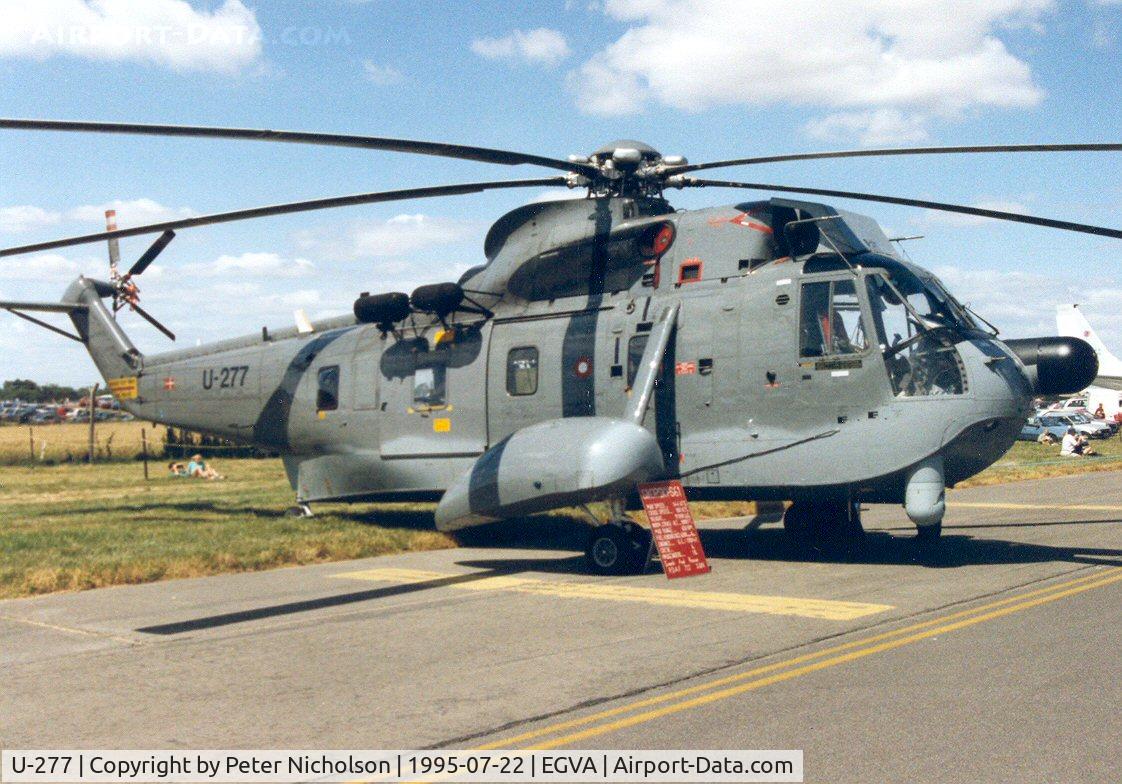 U-277, Sikorsky S-61A C/N 61277, S-61A Sea King of Esk 722 Royal Danish Air Force on display at the 1995 Intnl Air Tattoo at RAF Fairford.