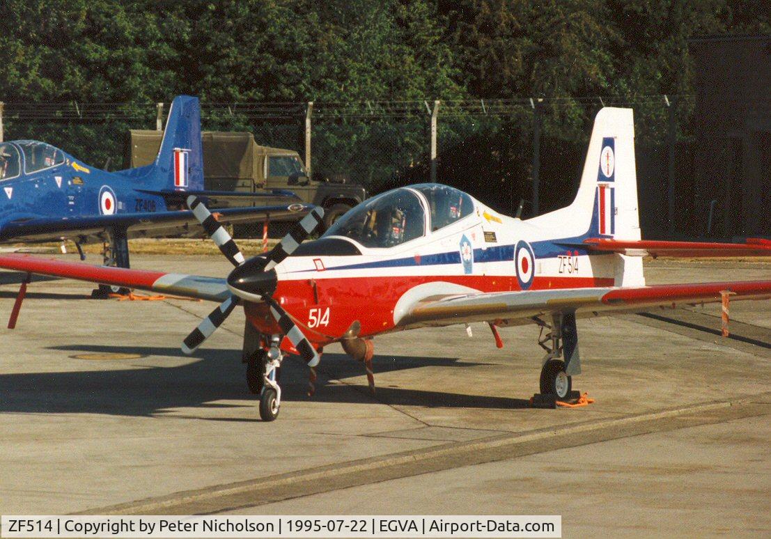 ZF514, 1992 Short S-312 Tucano T1 C/N S158/T129, Tucano T.1, callsign Blade 2, of 1 Flying Training School at RAF Linton-on-Ouse on the flight-line at the 1995 Intnl Air Tattoo at RAF Fairford.