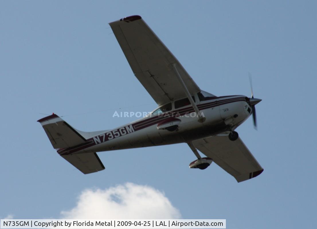 N735GM, Cessna 182Q Skylane C/N 18265413, 70s built Cessna 182
