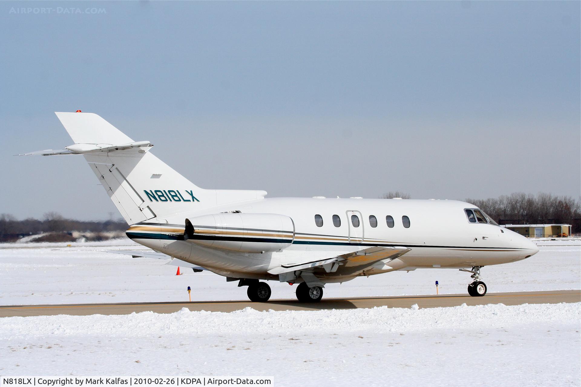 N818LX, 2001 Raytheon Hawker 800XP C/N 258534, Ed Aero HAWKER 800XP, taxiway Romeo 6 to Whiskey KDPA.