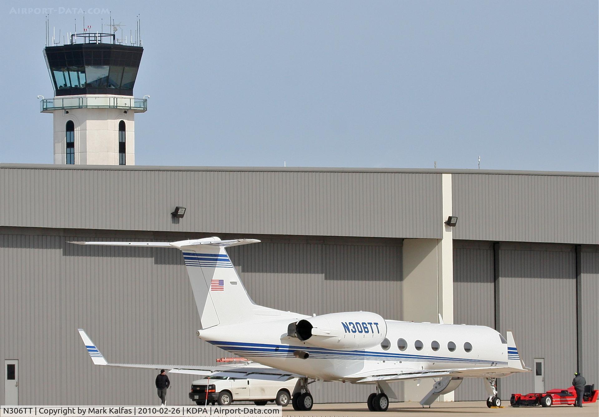 N306TT, 1990 Gulfstream Aerospace G-IV C/N 1148, T BIRD AVIATION Gulfstream Aerospace G-IV, on the ramp KDPA preparing to depart to KPBI.