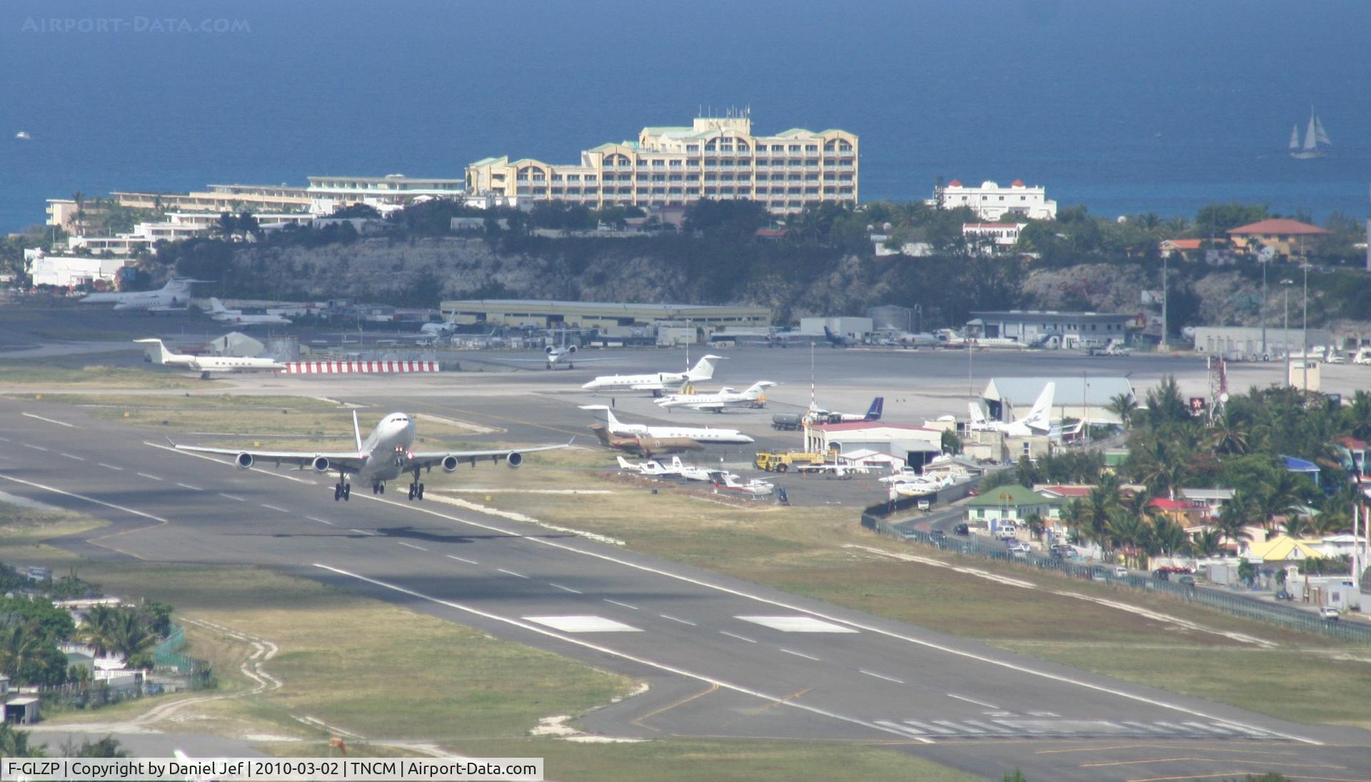 F-GLZP, 1999 Airbus A340-313X C/N 260, Airfrance F-GLZP departing TNCM runway 10 for france