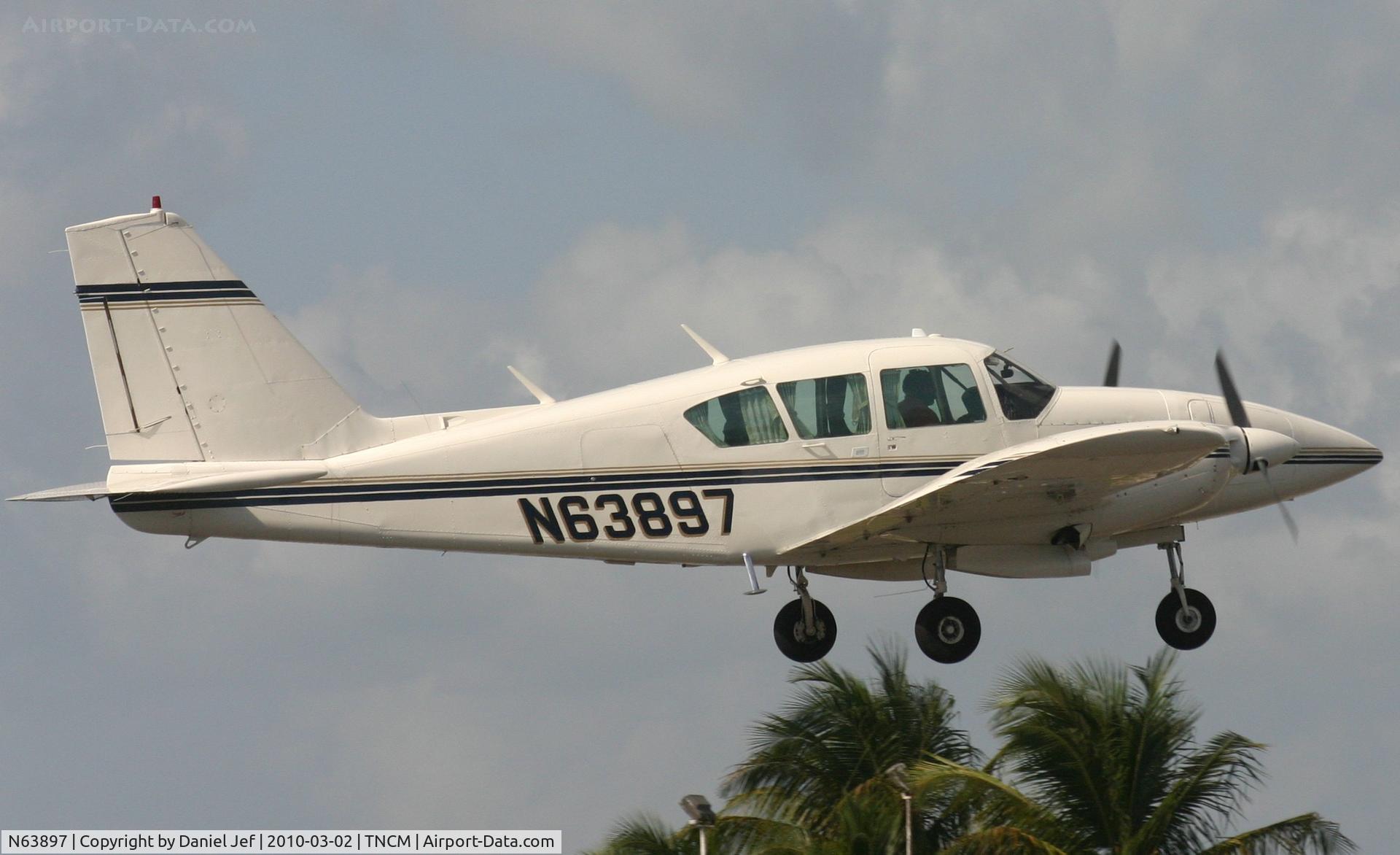 N63897, 1977 Piper PA-23-250 C/N 27-7854040, N63897 departing TNCM runway 10
