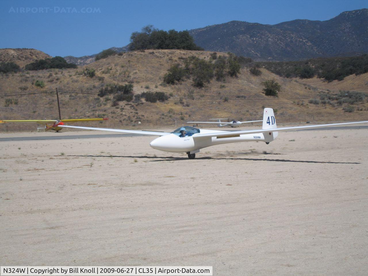 N324W, 1966 Glasflugel H 301 LIBELLE C/N 34, Landing at Warner Springs