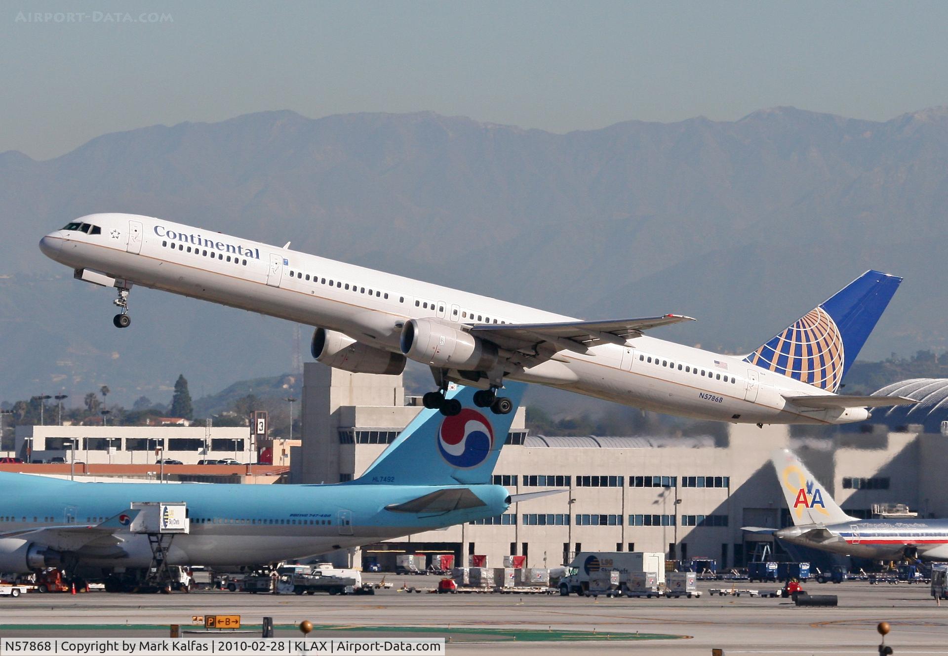N57868, 2002 Boeing 757-33N C/N 32590, Continental Airlines Boeing 757-33N, COA1594 25R departure KLAX en route to KIAH.