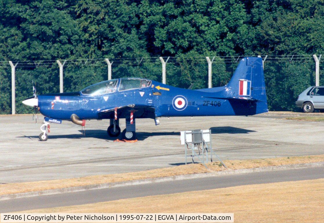 ZF406, 1992 Short S-312 Tucano T1 C/N S125/T96, Still in the colour scheme applied for the 1993 Season, this Tucano T.1, callsign Blade 1, of 1 Flying Training School at RAF Linton-on-Ouse was on the flight-line at the 1995 Intnl Air Tattoo at RAF Fairford.