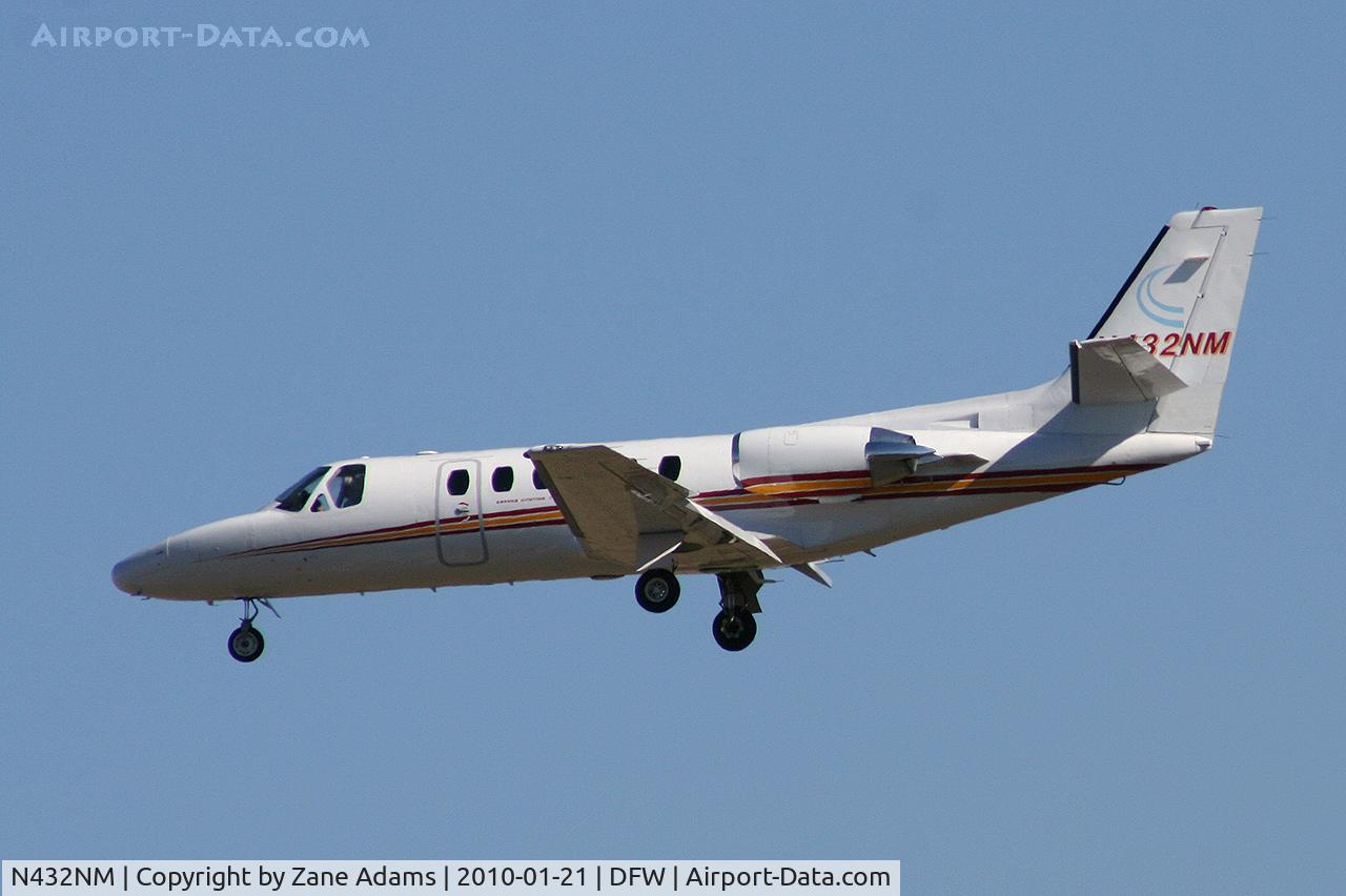 N432NM, Cessna 550 C/N 550-0078, Landing at DFW