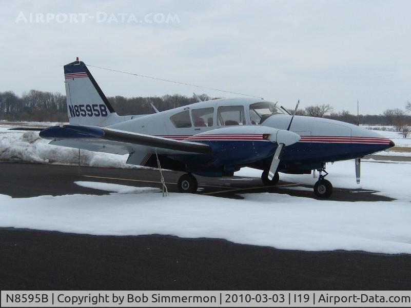N8595B, 1973 Piper PA-23-250 Aztec C/N 27-7305127, On the ramp at Xenia, Ohio
