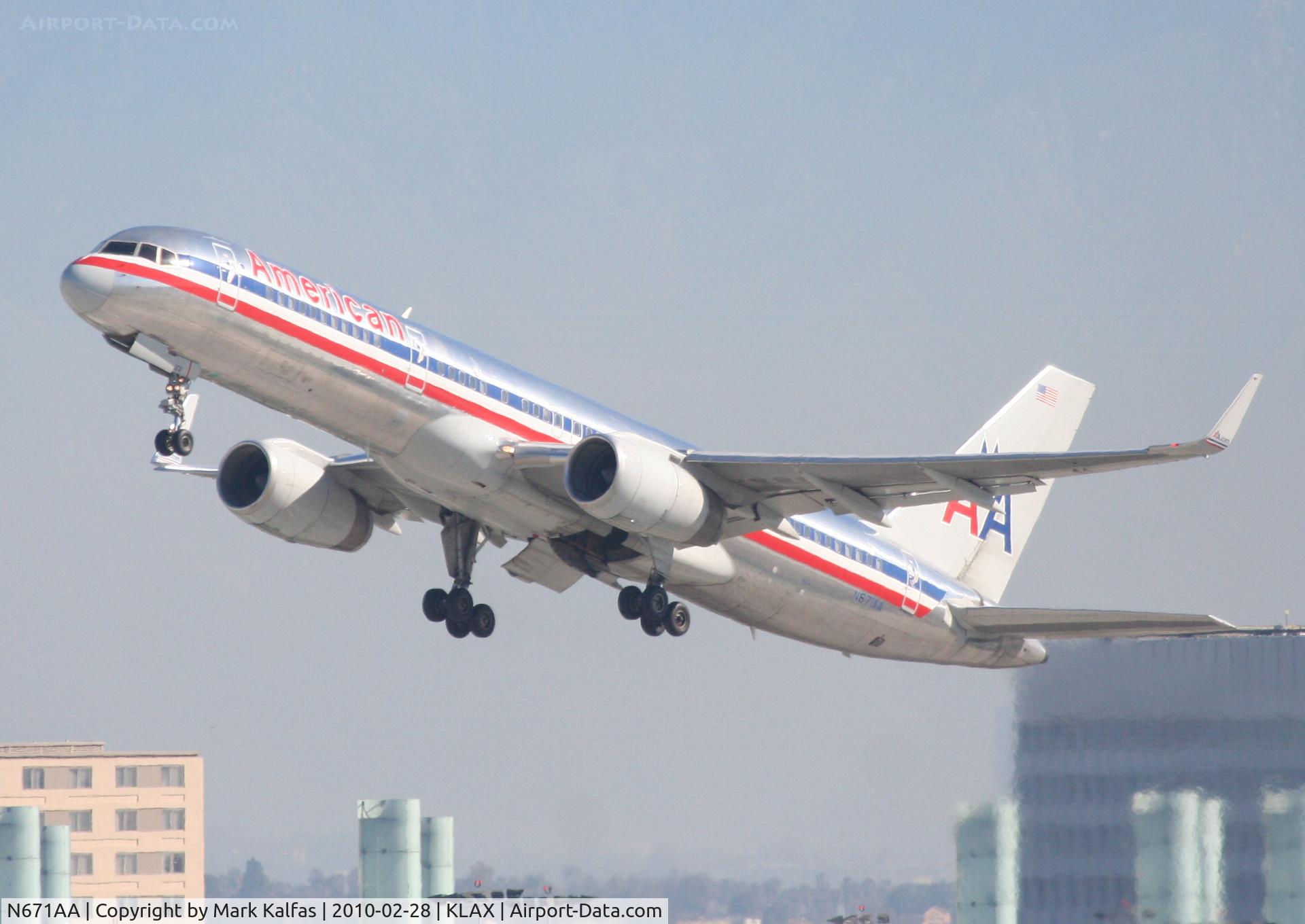 N671AA, 1992 Boeing 757-223 C/N 25336, American Airlines Boeing 757-223, AAL244 25R departure for KMCO.