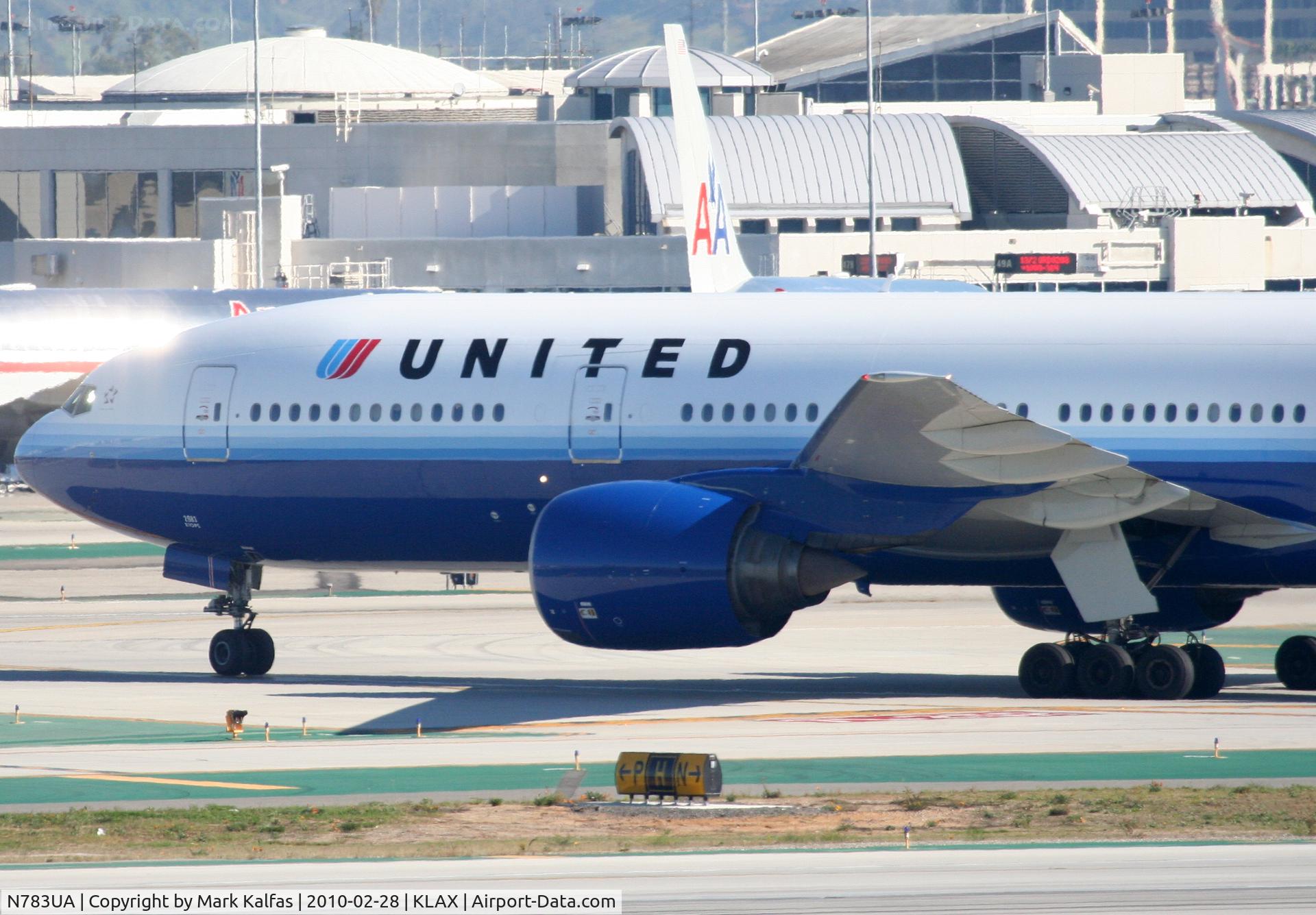 N783UA, 1997 Boeing 777-222/ER C/N 26950, United Airlines Boeing 777-222, N783UA taxiway Papa KLAX.