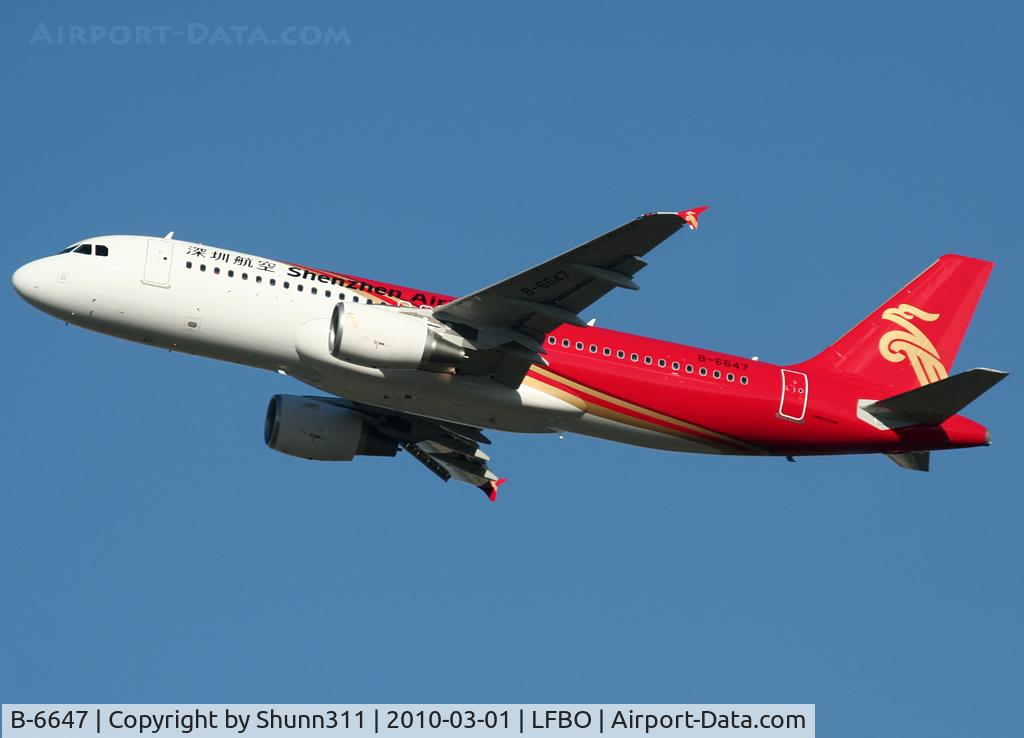 B-6647, 2010 Airbus A320-214 C/N 4226, On take off for his delivery flight...