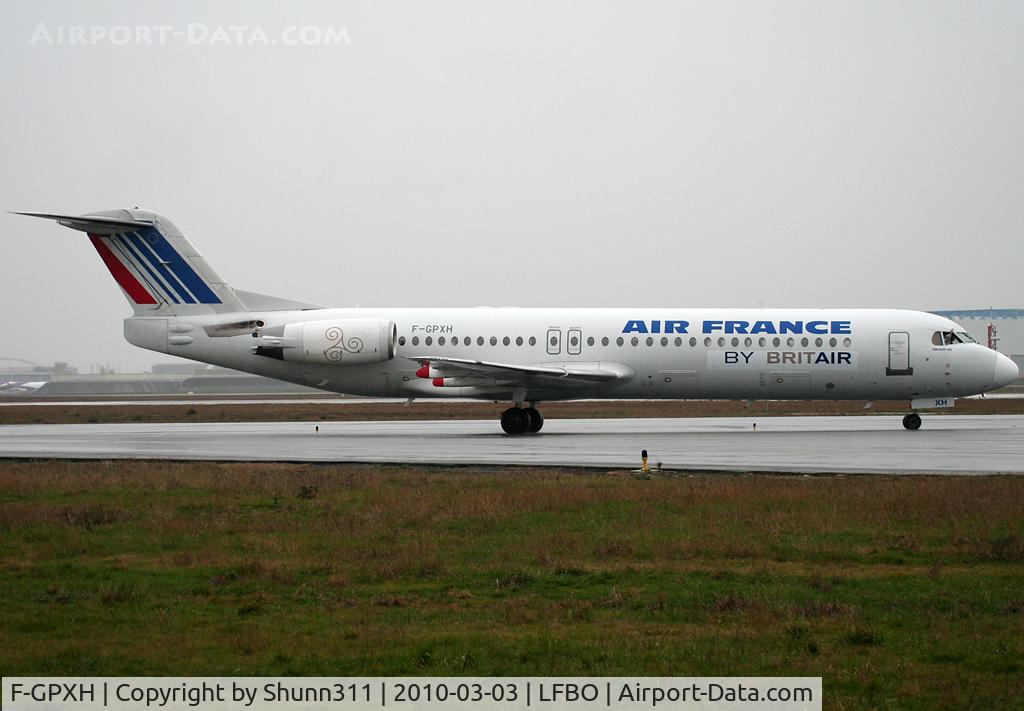 F-GPXH, 1993 Fokker 100 (F-28-0100) C/N 11476, Lining up rwy 14L for departure... Thanks for the 