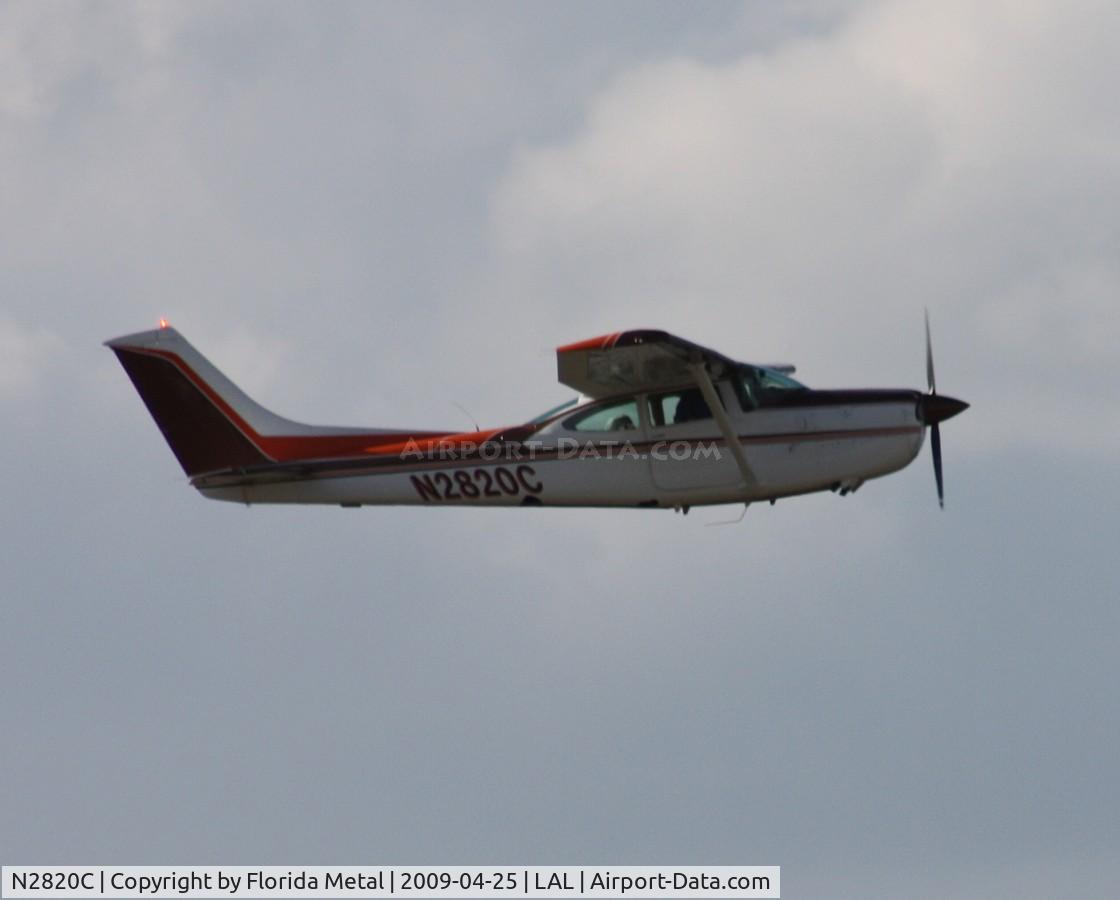 N2820C, 1978 Cessna R182 Skylane RG C/N R18200232, Cessna R182