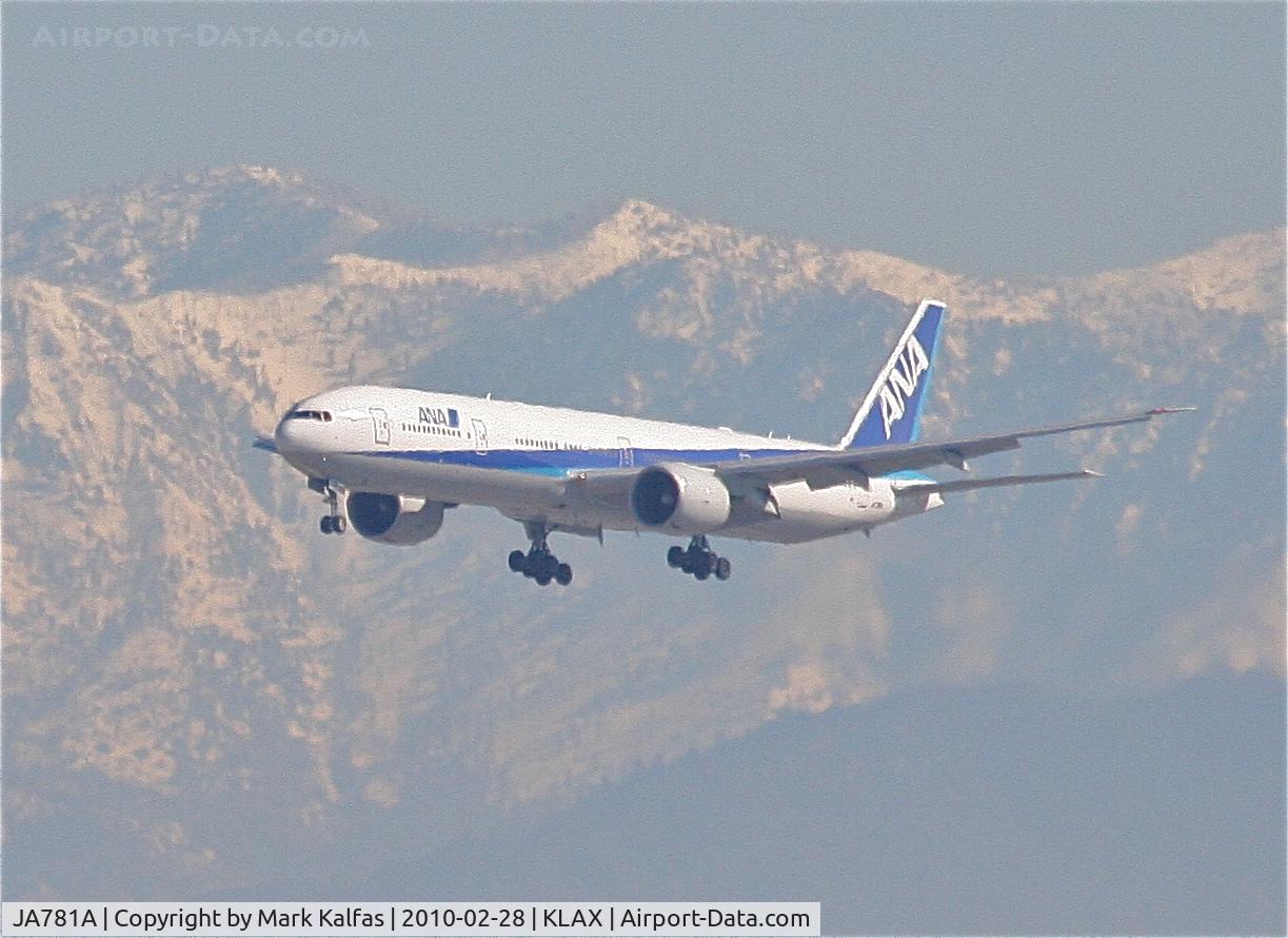 JA781A, 2007 Boeing 777-381/ER C/N 27041, ANA Boeing 777-381 (ER), JA781A on approach 24R KLAX.