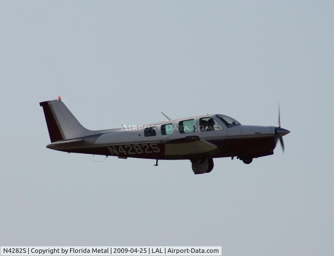 N4282S, 1976 Beech A36 Bonanza 36 C/N E-946, Beech A36