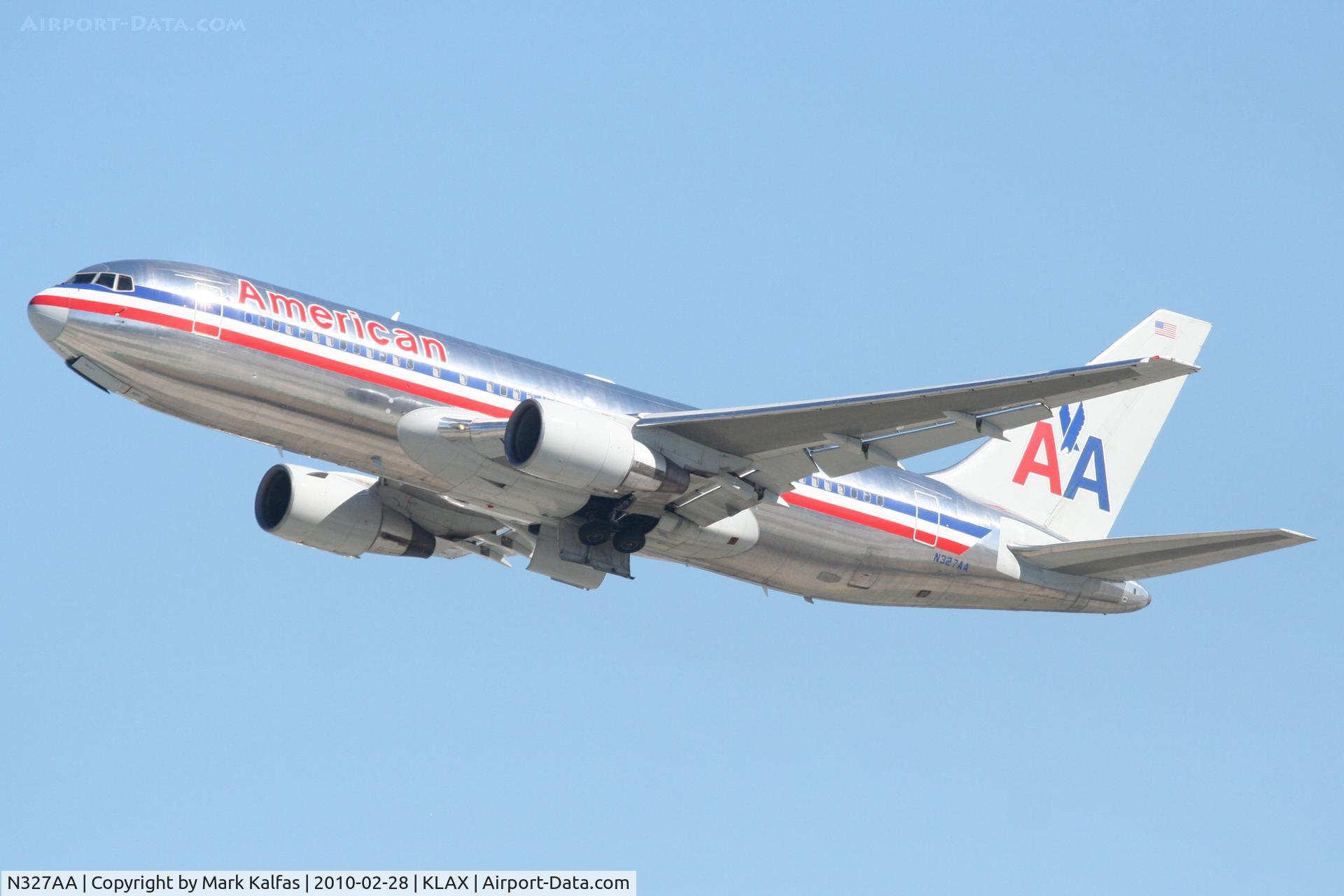 N327AA, 1986 Boeing 767-223 C/N 22327, American Airlines Boeing 767-223. AAL229 to PHKO. 25R departure KLAX.