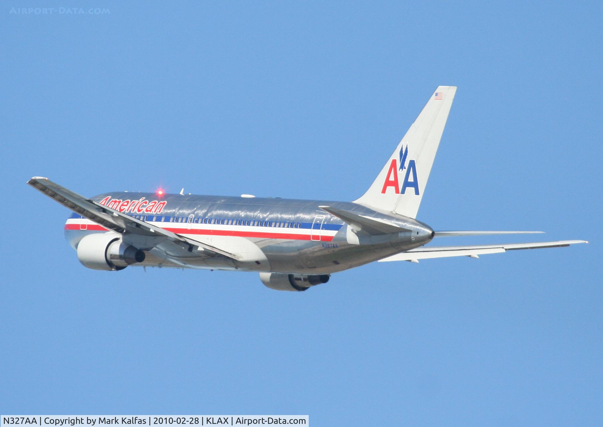 N327AA, 1986 Boeing 767-223 C/N 22327, American Airlines Boeing 767-223. AAL229 to PHKO. 25R departure KLAX.