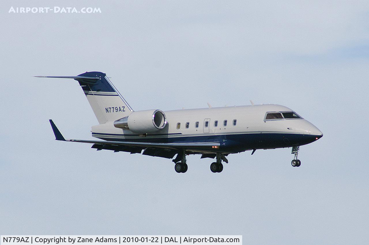 N779AZ, 1995 Canadair Challenger 601-3R (CL-600-2B16) C/N 5176, Landing at Dallas Love Field Airport
