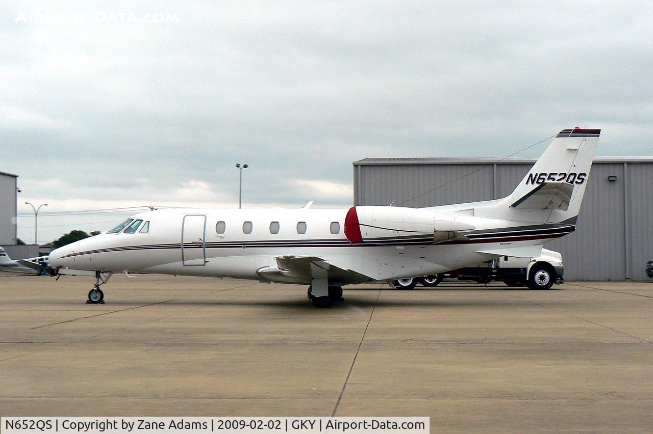N652QS, 2001 Cessna 560XL Citation Excel C/N 560-5152, At Arlington Municipal