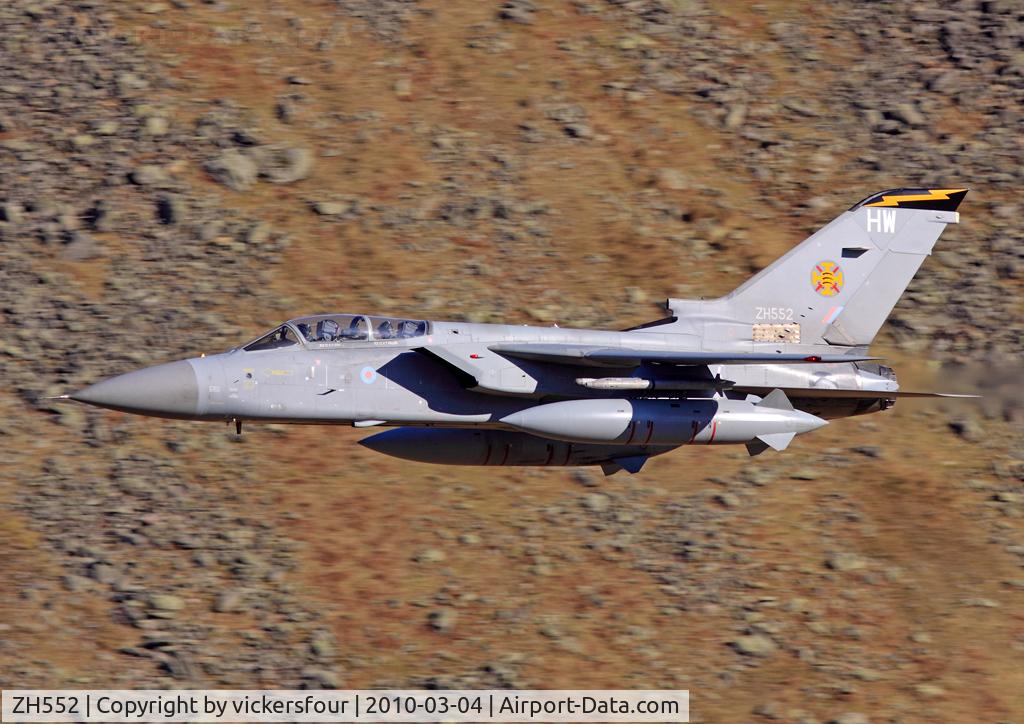 ZH552, Panavia Tornado F.3 C/N 922/AT044/3463, Royal Air Force Tornado F3 (c/n AT044). Operated by 111 Squadron, coded 'HW'. Dunmail Raise, Cumbria.