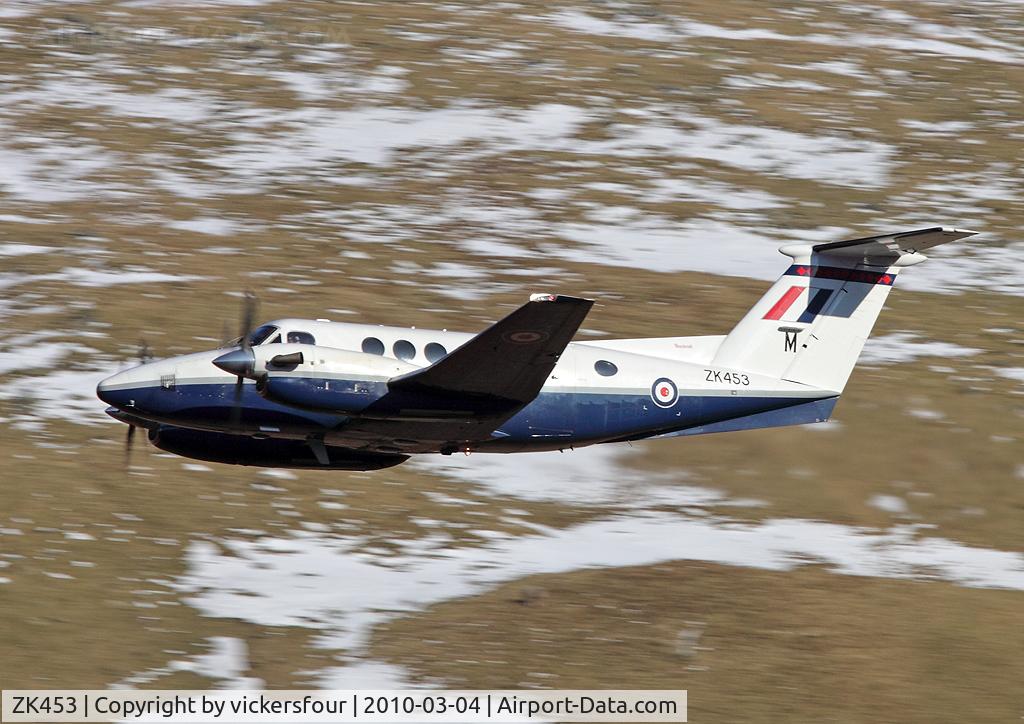 ZK453, 2003 Raytheon B200 King Air C/N BB-1833, Royal Air Force. Operated by 45 (R) Squadron, coded 'M'. Dunmail Raise, Cumbria.