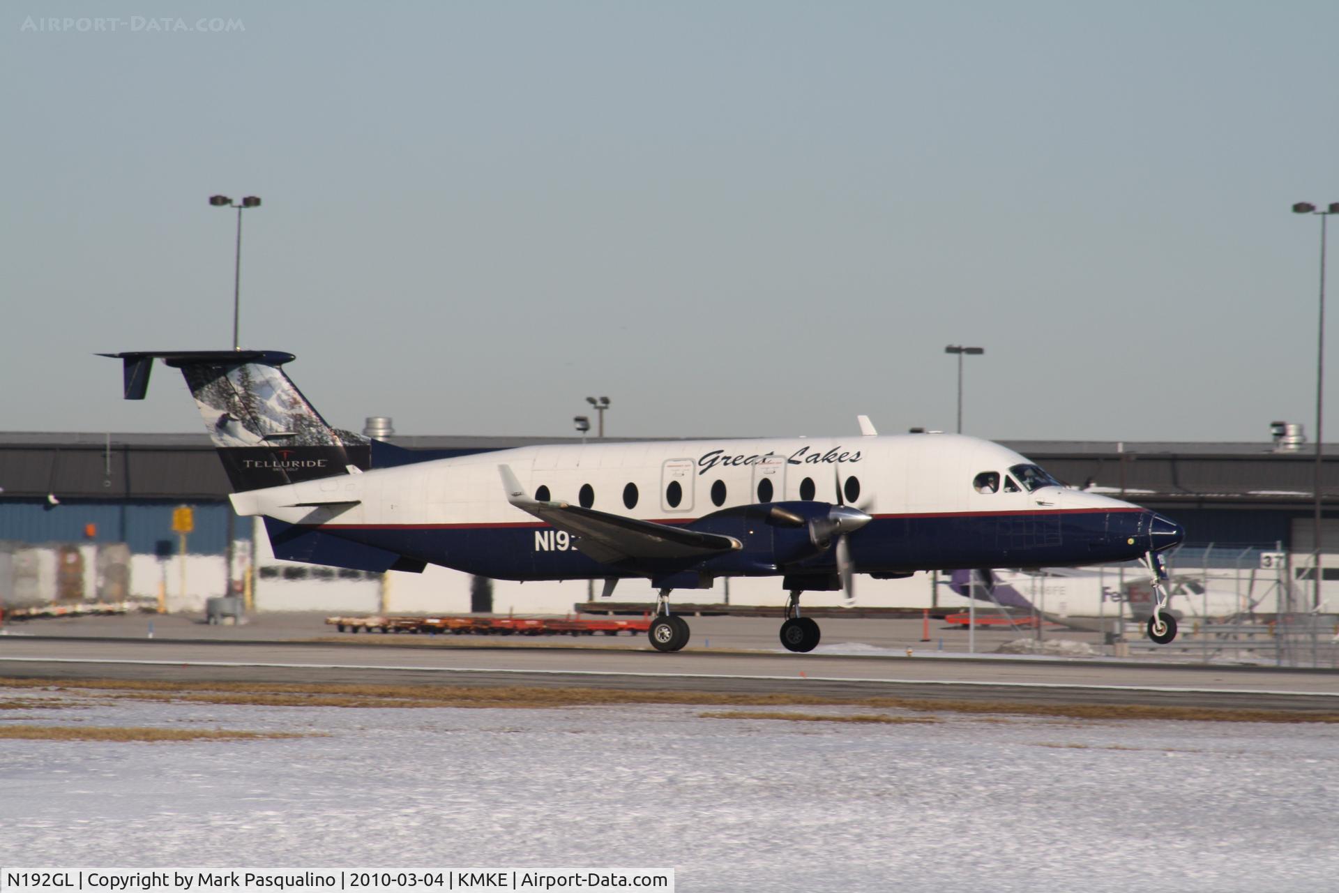 N192GL, 1995 Beech 1900D C/N UE-192, Beech 1900D