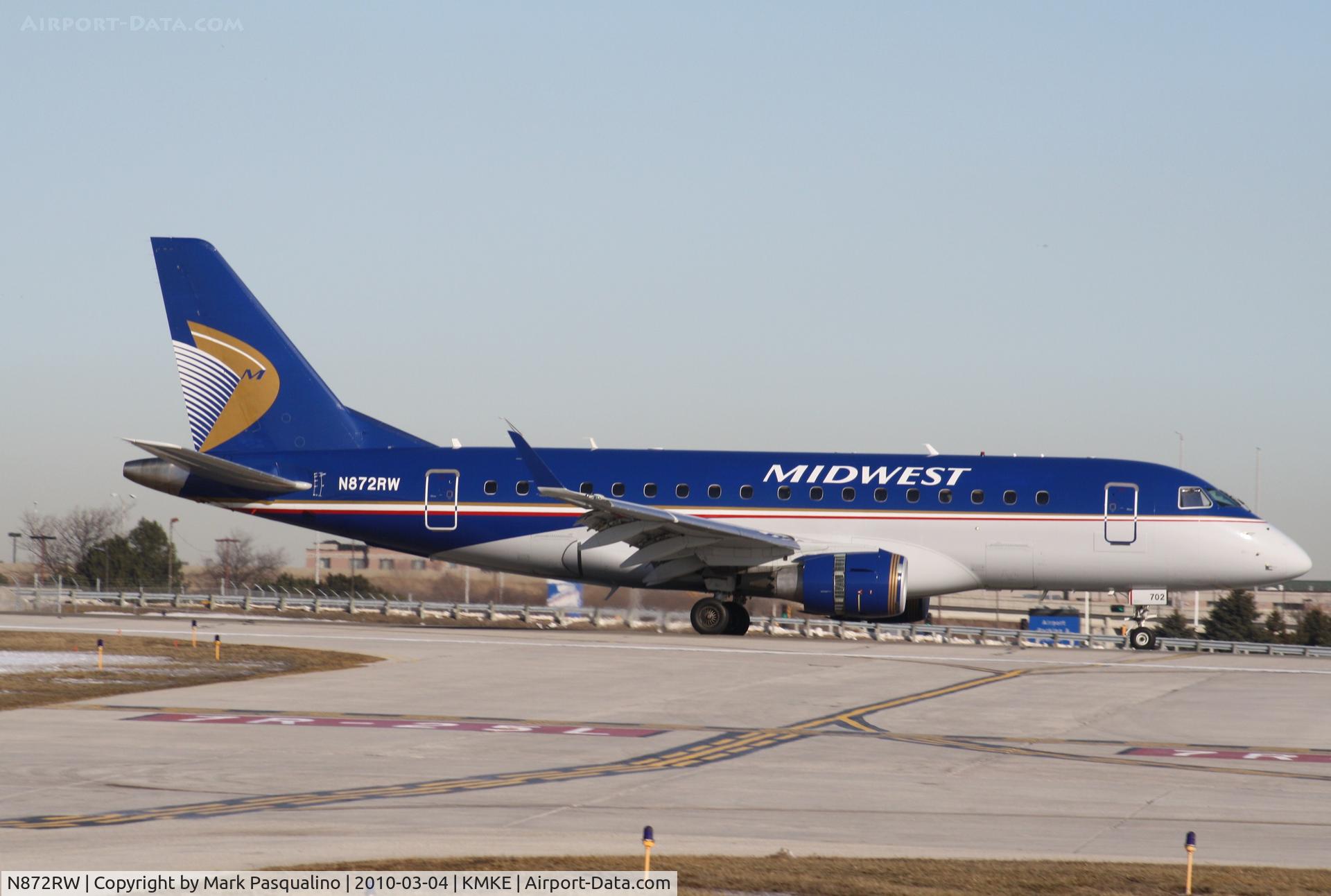 N872RW, 2006 Embraer ERJ 170-100 SE C/N 17000143, ERJ 170-100 SE