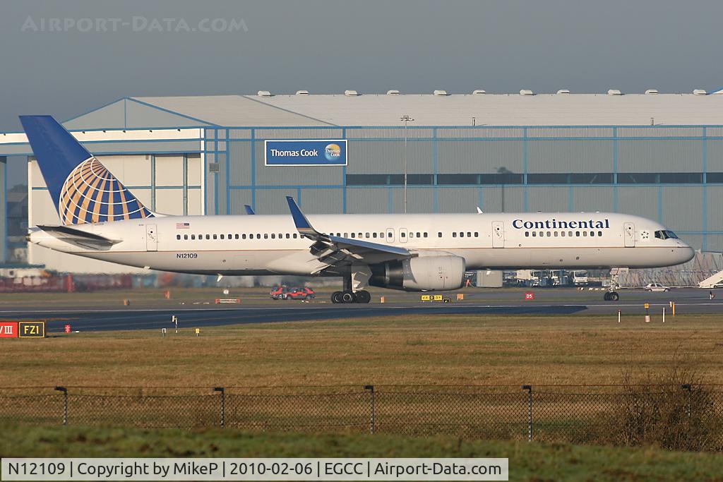 N12109, 1994 Boeing 757-224 C/N 27299, Vacating 05L on arrival from Newark, NJ