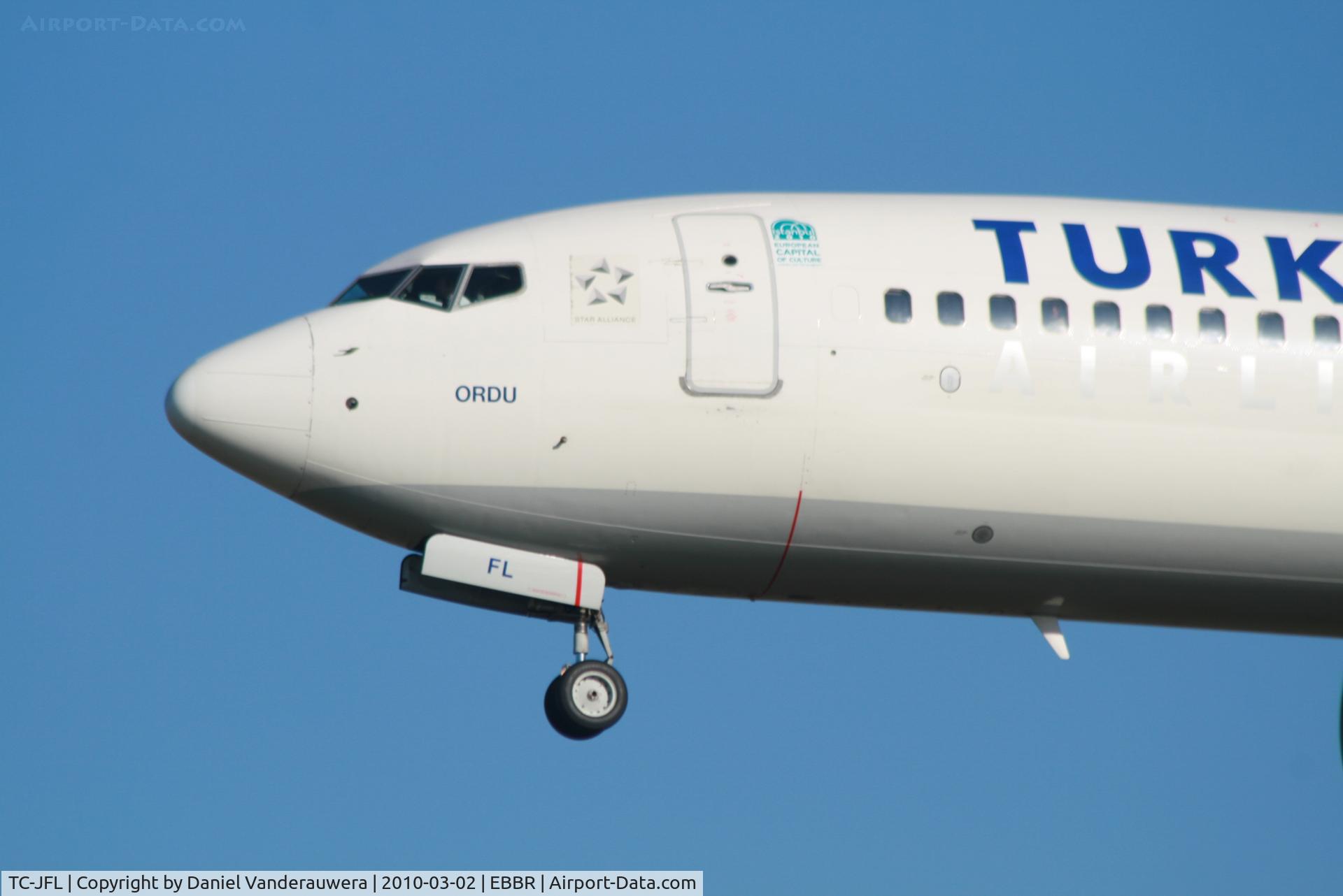 TC-JFL, 1999 Boeing 737-8F2 C/N 29774/269, Arrival of flight TK1937 to RWY 25L