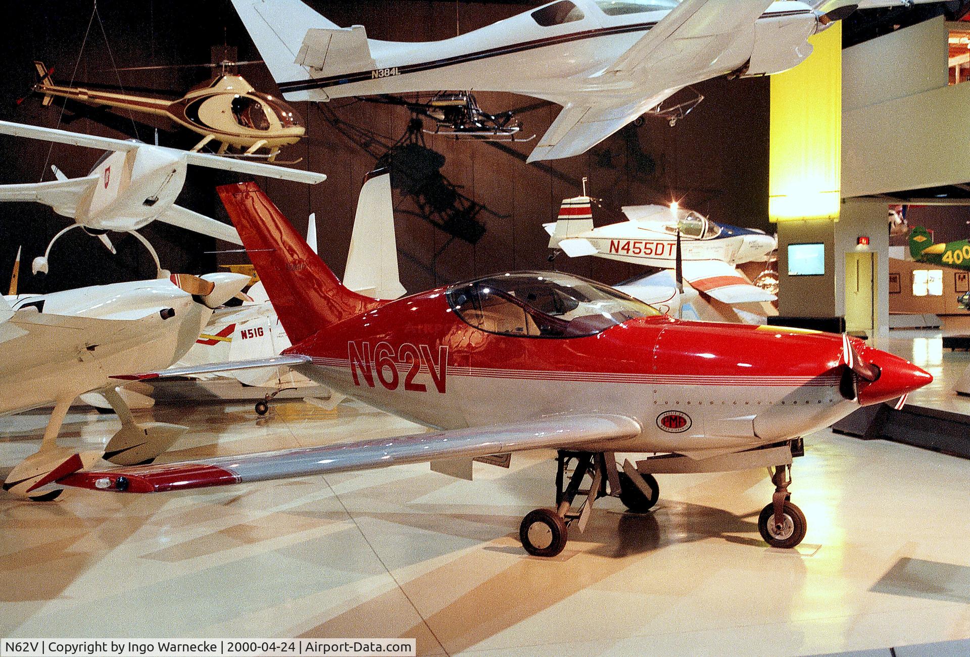 N62V, Questair Venture 20 C/N 102, Questair (Bouley) Venture 20 at the EAA-Museum, Oshkosh WI