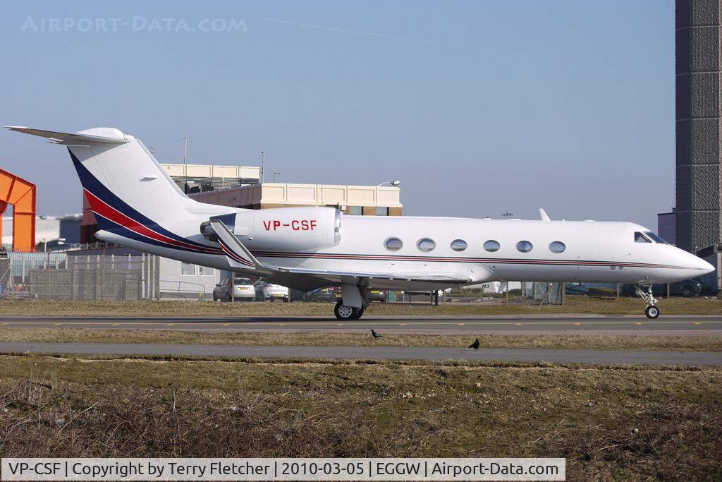 VP-CSF, 1999 Gulfstream Aerospace G-IV C/N 1390, Based Gulfstream taxies out at Luton