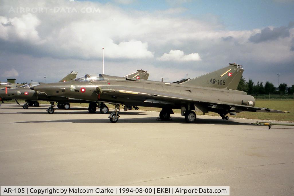 AR-105, 1971 Saab RF-35 Draken C/N 35-1105, Saab RF-35 Draken at the Danish Air Museum, Mobilium at Billund in 1994.