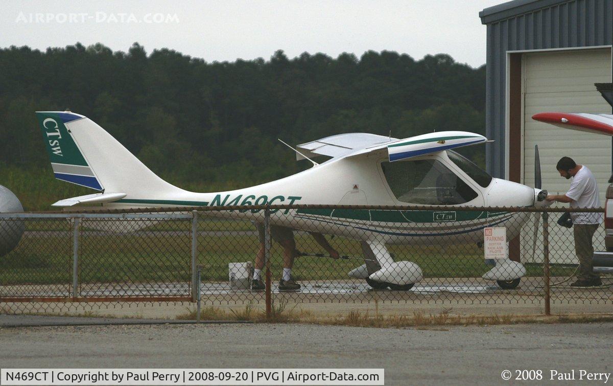 N469CT, 2007 Flight Design CTSW C/N 07-04-16, Bath time