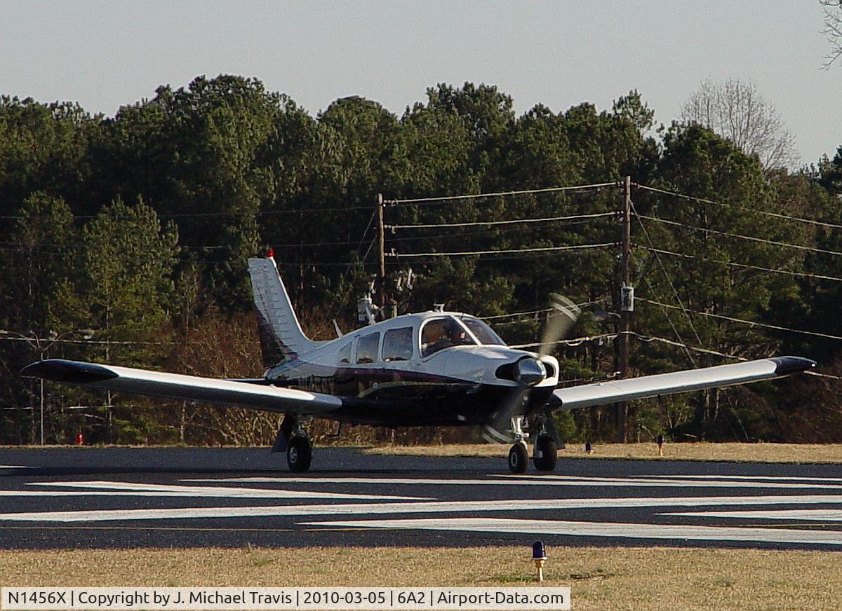 N1456X, 1975 Piper PA-28R-200 C/N 28R-7535286, Takeoff RWY32