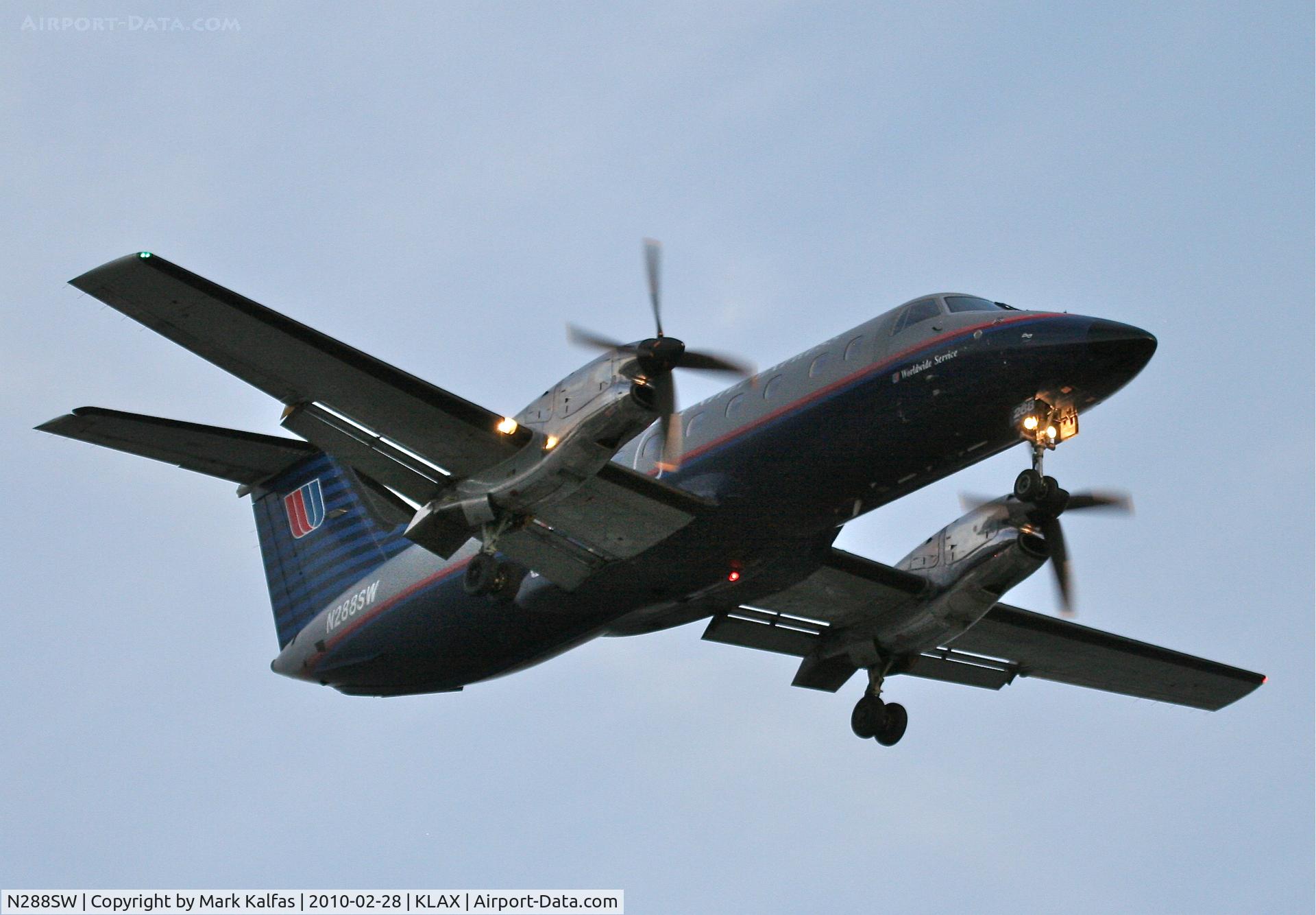 N288SW, 1996 Embraer EMB-120ER Brasilia C/N 120316, SkyWest Embraer EMB-120ER, SKW79Z from KBLF, 24R approach KLAX.