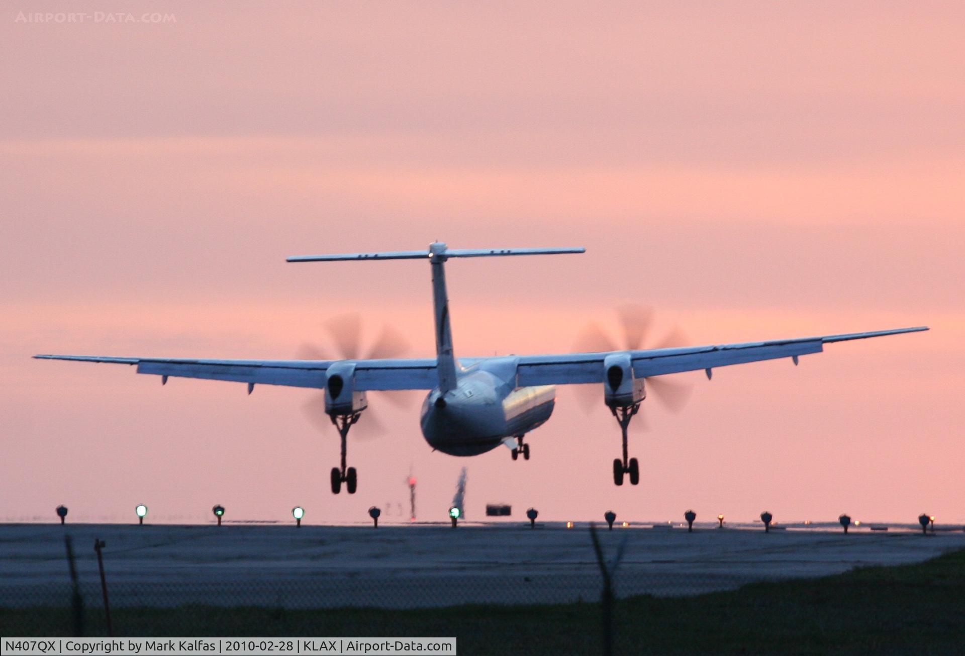 N407QX, 2001 Bombardier DHC-8-402 Dash 8 C/N 4049, Horizon Airlines Bombardier DHC-8-402, QXE475 arriving from KSTS, 24R KLAX.