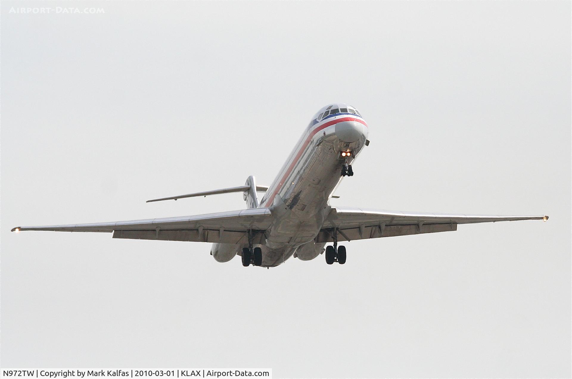 N972TW, 1999 McDonnell Douglas MD-83 (DC-9-83) C/N 53622, American Airlines Mcdonnell Douglas DC-9-83(MD-83), AAL1910 arriving from KSFO on 24R KLAX.