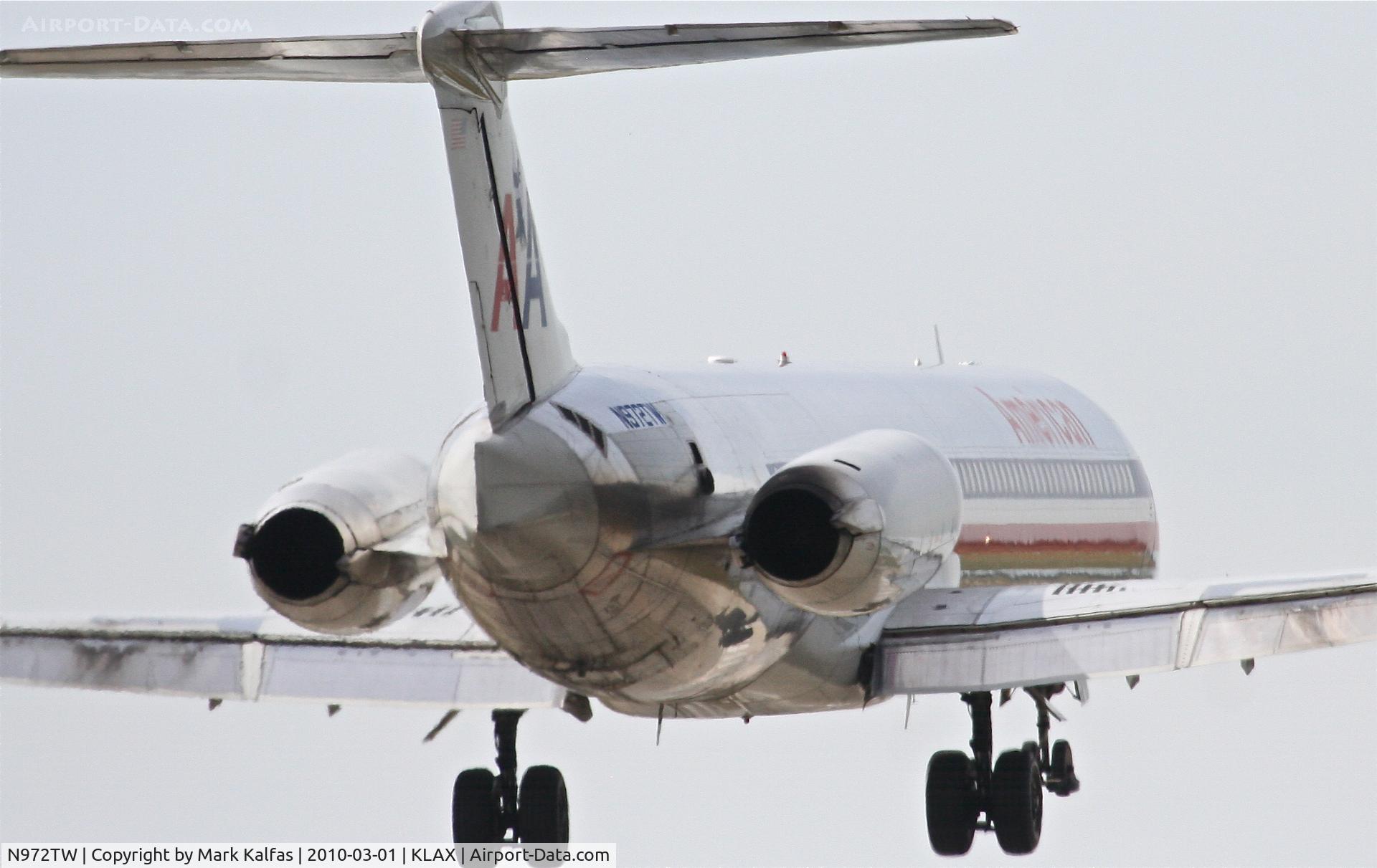 N972TW, 1999 McDonnell Douglas MD-83 (DC-9-83) C/N 53622, American Airlines Mcdonnell Douglas DC-9-83(MD-83), AAL1910 arriving from KSFO on 24R KLAX.