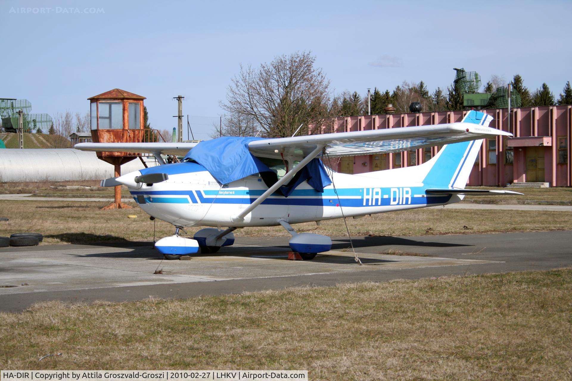 HA-DIR, 1977 Reims F182Q Skylane C/N F18200046, Hungary-Kaposújlak airport.