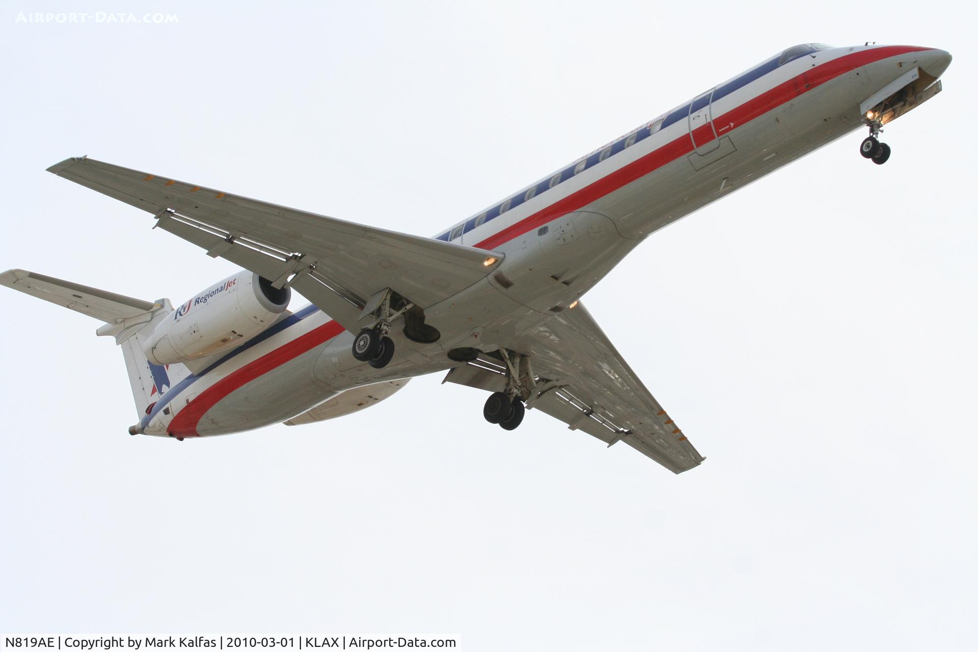 N819AE, 2002 Embraer ERJ-140LR (EMB-135KL) C/N 145566, American Eagle Embraer EMB-135KL, EGF3057 arriving from KFAT 24R KLAX.