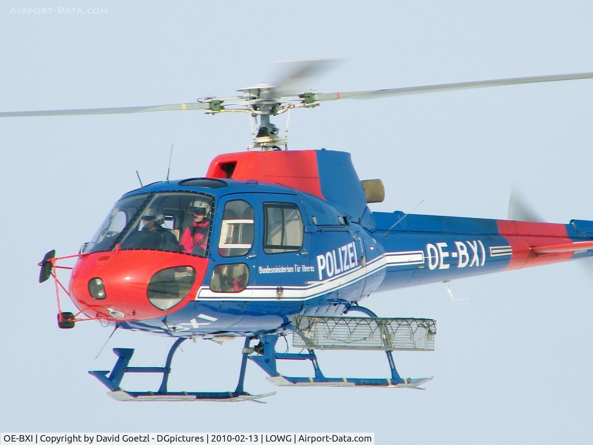 OE-BXI, Aerospatiale AS-350B-1 Ecureuil C/N 1899, Police heli. Airspace control for ElAl Charter to Tel Aviv.