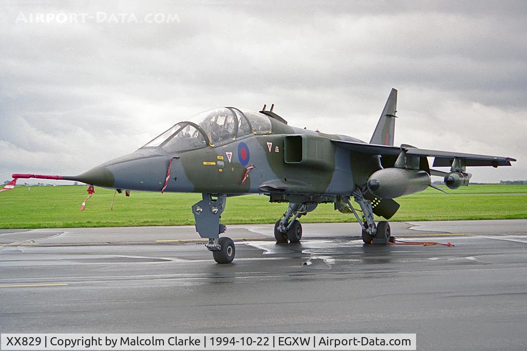 XX829, 1974 Sepecat Jaguar T.2A C/N B.17, Sepecat Jaguar T2A. Flown by RAF No 6 Sqn based at Coltishall  at RAF Waddington's Photocall 94.