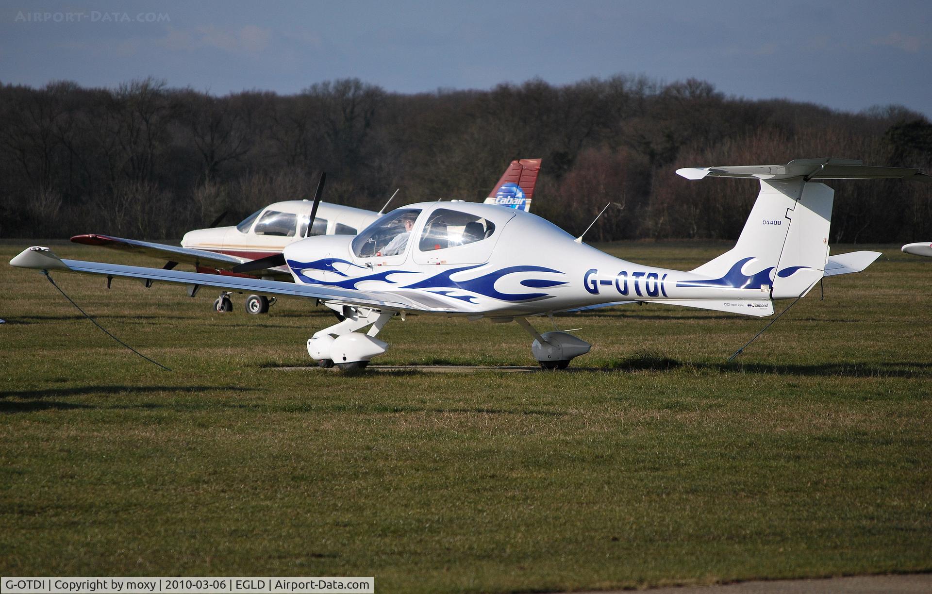 G-OTDI, 2003 Diamond DA-40D Diamond Star C/N D4.031, DA40D Diamond Star at Denham