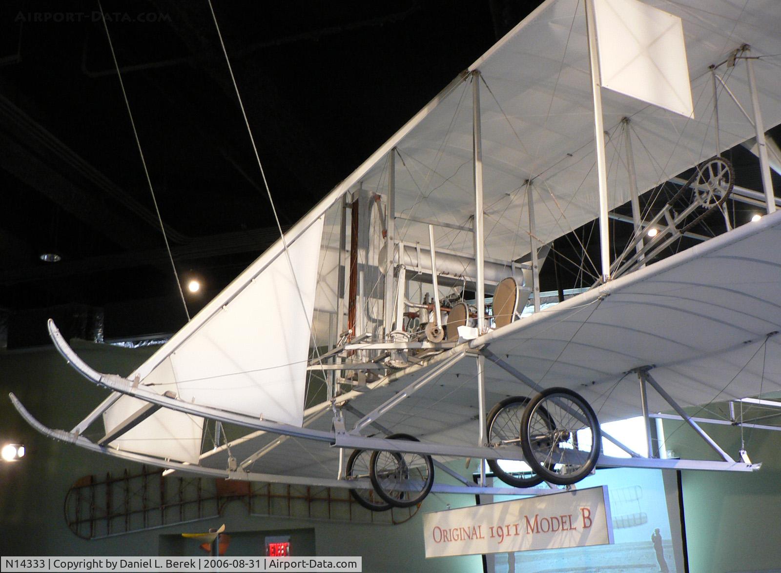 N14333, 1911 Wright Model B C/N Not found NR14333/N15333, This genuine 1911 Wright B is on display at the Franklin Institute.
