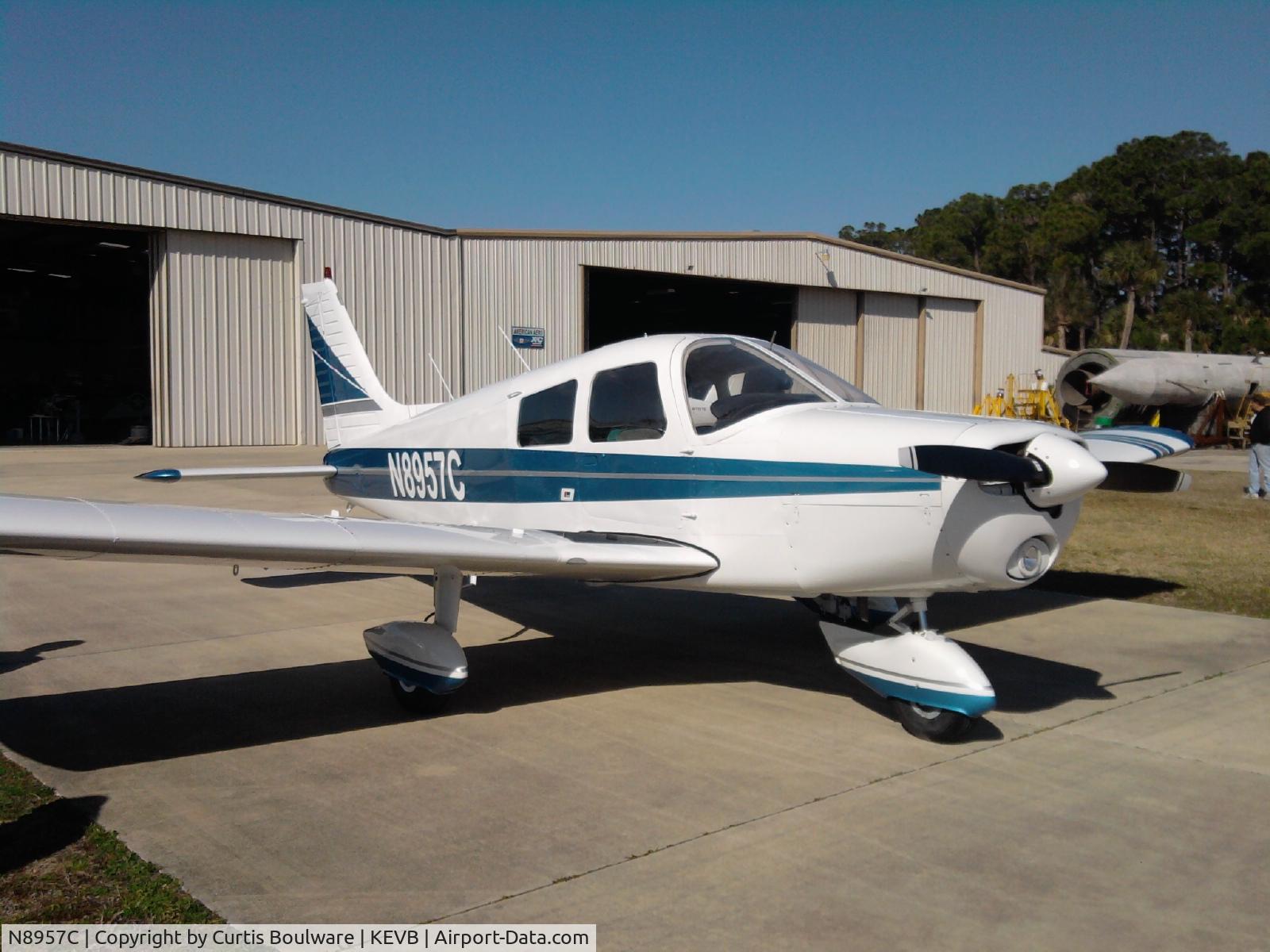 N8957C, 1976 Piper PA-28-140 Cherokee C/N 28-7625137, New Paint by George Baker Aviation