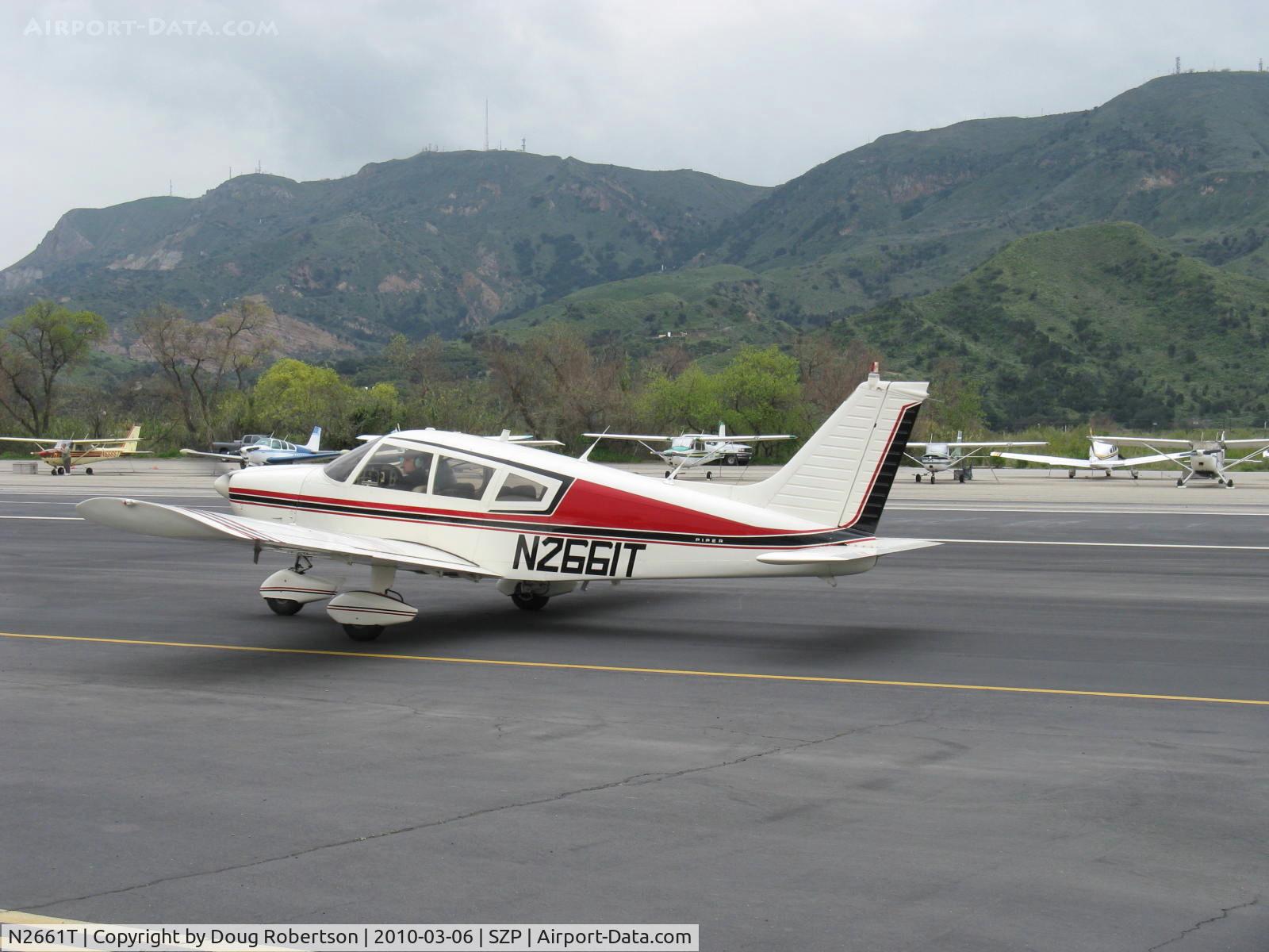 N2661T, 1971 Piper PA-28-180 C/N 28-7205069, 1971 Piper PA-28-180, Lycoming O&VO-360 180 Hp, taxi