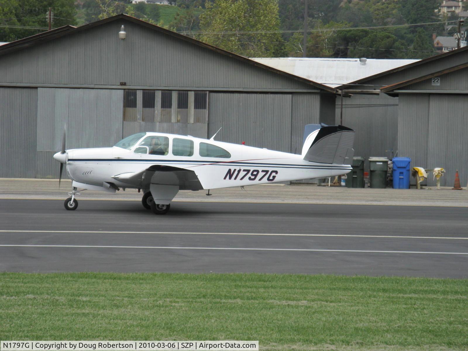 N1797G, 1962 Beech P35 Bonanza C/N D-6975, 1962 Beech P35 BONANZA, Continental IO-470-N 260 Hp, taxi to Rwy 04