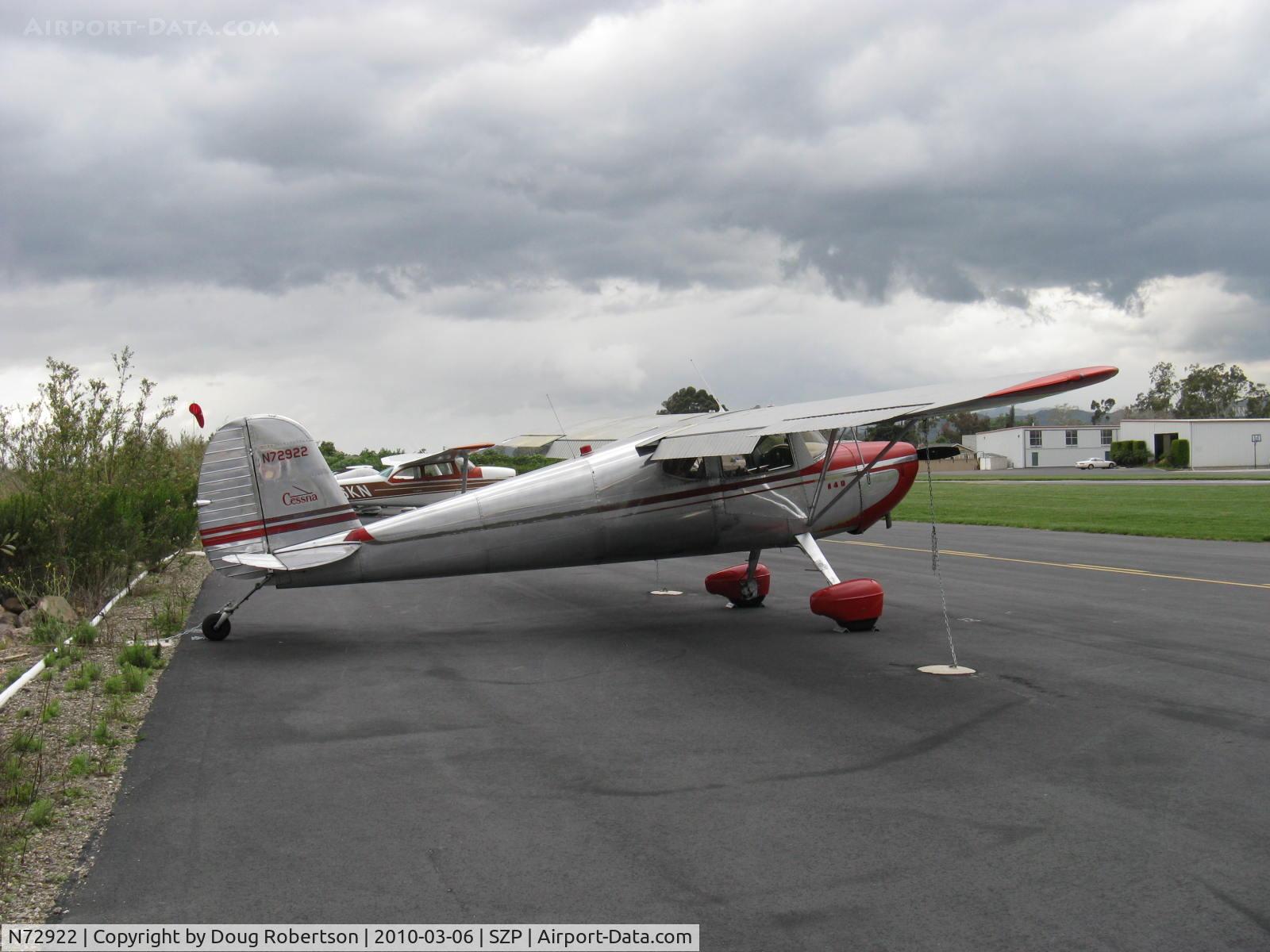 N72922, 1946 Cessna 140 C/N 10120, 1946 Cessna 140, Continental C85 85 Hp. owner-pilot A&P is 6'6